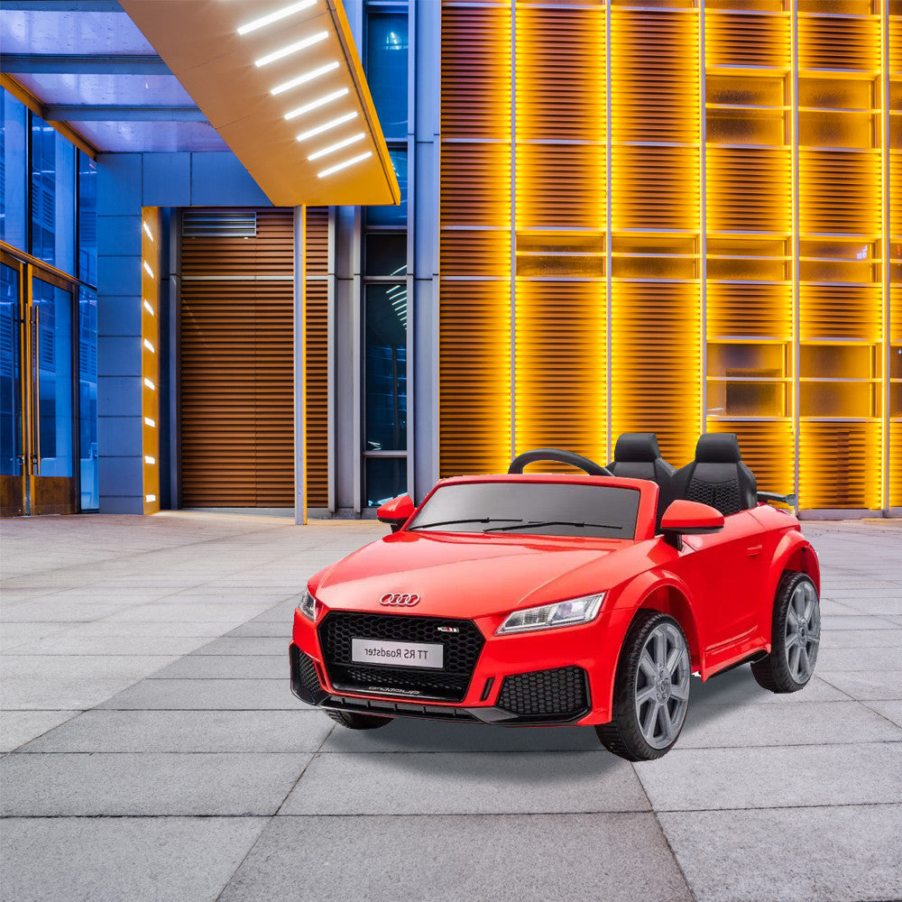 Elektroauto Audi TT in Rot Sekundäres Bild